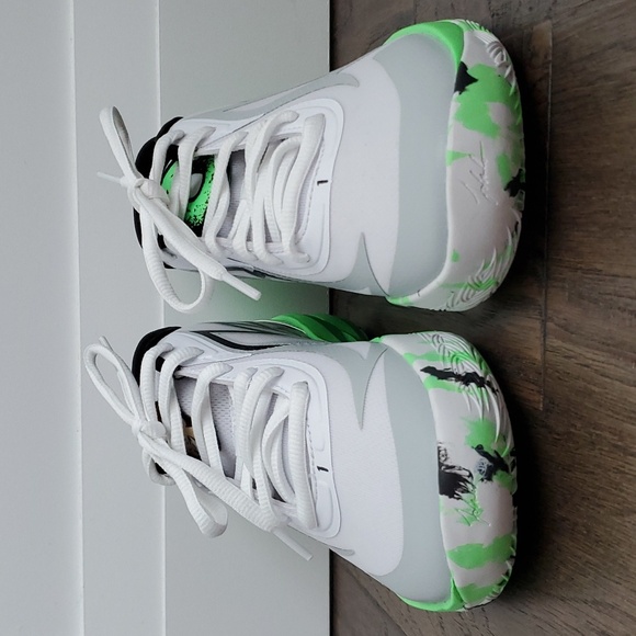 Puma LaMelo Ball MB.02 Lo LaMel-O Basketball shoes - Picture 2 of 8